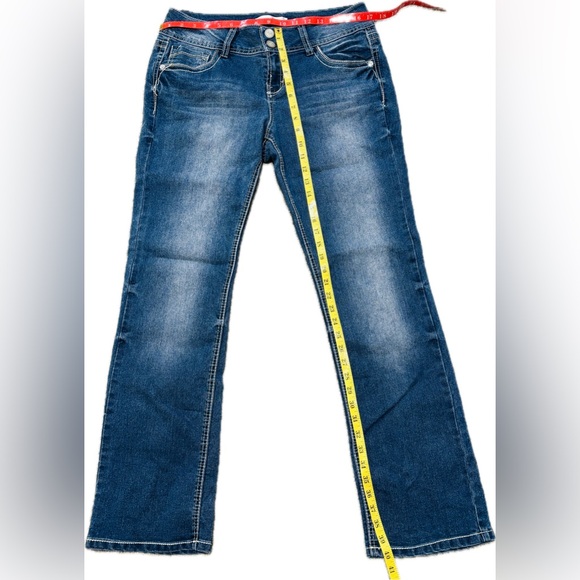 No Boundaries Bootcut Jeans - Picture 3 of 6